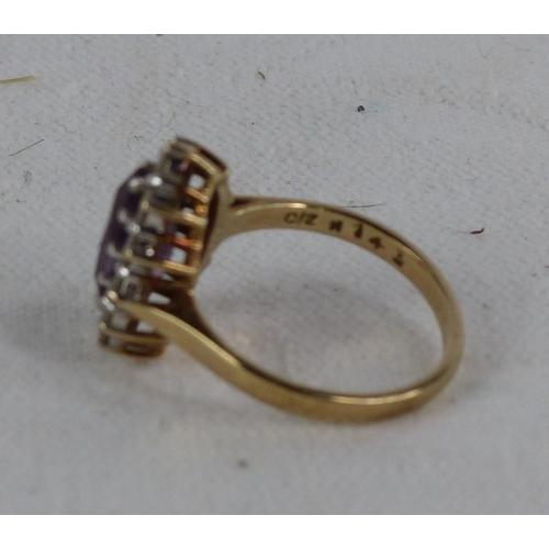 548 - A 9ct gold amethyst ring, size O.