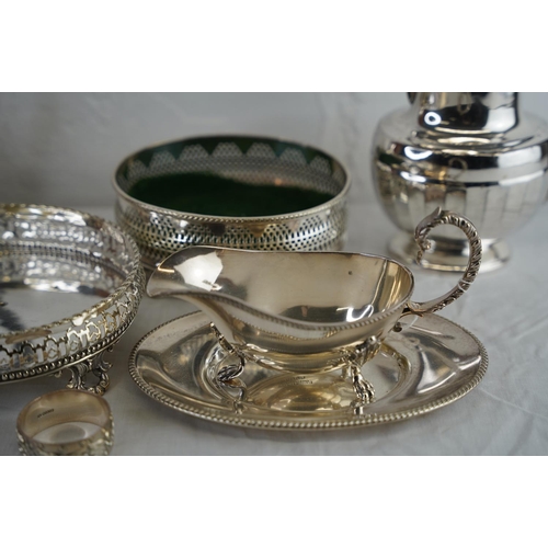 127 - An assortment of silver plate and EPNS ware.