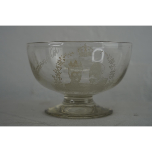 194 - A 1908 Queen Alexander & King Edward etched Scottish National Exhibition Edinburgh bowl.