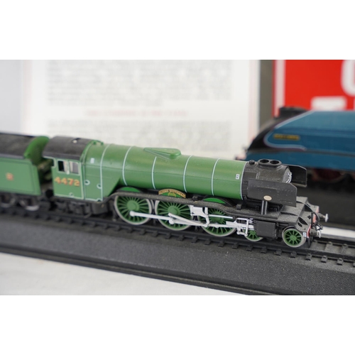 198 - Two model trains - 1938 Class A4 No 4468 Mallard and 1923 Class A3 No 4472 Flying Scotsman and metal... 