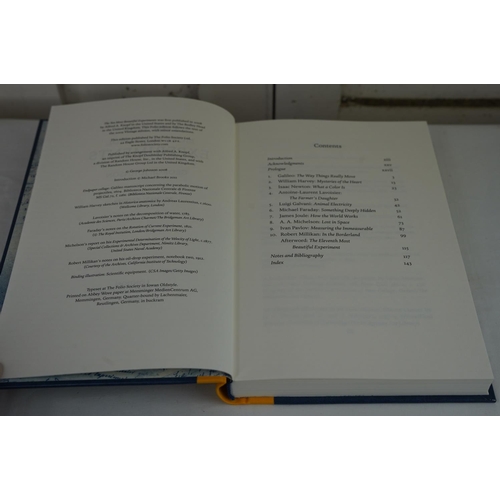 426 - 'The Ten Most Beautiful Experiments' by George Johnson, 2011.