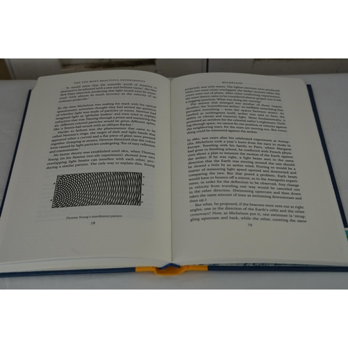 426 - 'The Ten Most Beautiful Experiments' by George Johnson, 2011.