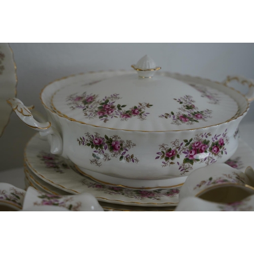 318 - A large Royal Albert bone china 'Lavender Rose' tea, coffee and dinner ware set.