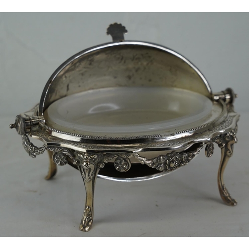 463 - A stunning silver plated roll topped condiment dish with glass liner.