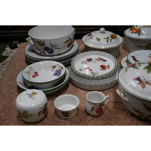 479 - A large lot of Royal Worcester 'Evesham' dinner ware.