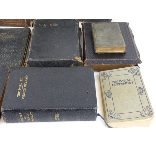 204 - A lot of vintage bibles and hymn books.