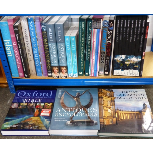 2 - A boxed set of eight 'The Times - The World' books, 'Great Houses of Ireland' by Hugh Montgomery-Mas... 