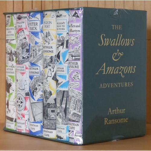 17 - A boxed set 6 books by Jonathan Cape.