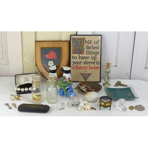 290 - A job lot of collectables to include spice jars and more.