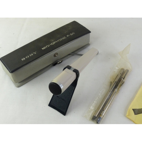 52 - A boxed vintage Sony F96 Microphone.