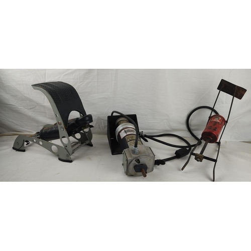 495 - A collection of 3 vintage foot pumps.