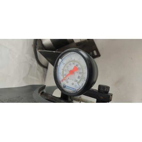 495 - A collection of 3 vintage foot pumps.