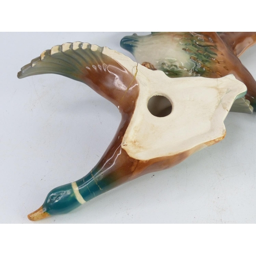 57 - A set of 3 vintage ceramic flying duck wall plaques (a/f)