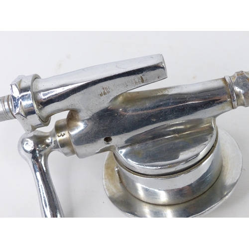 33 - A vintage Nicolson Gin dispenser.