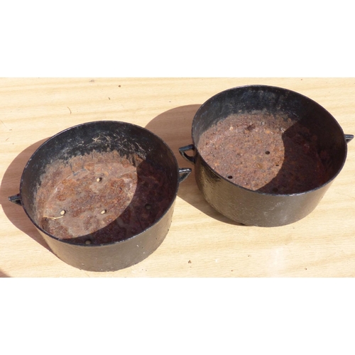 4 - Two cast iron pots, 28cm x 12cm.