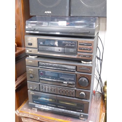 41 - A vintage AIWA music centre and twin speakers.