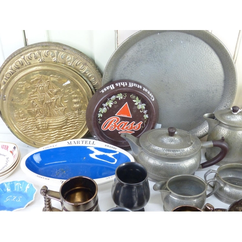 40 - A vintage Bristol 'Martell' oval dish, Henri Wintermans ceramic ashtray, vintage Melamine Harp ashtr... 