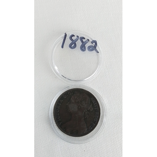 208 - An 1882 British bronze penny, obverse with head of Queen Victoria and reverse with Britannia seated,... 