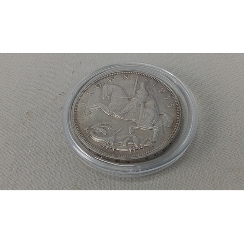 241 - A British Crown coin dated 1935, depicting King George V obverse with legend 