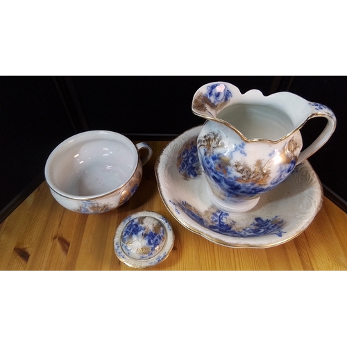 557 - Set of 3 antique Felton porcelain toilet wares comprising a chamber pot, a ewer and a wash basin, ea... 