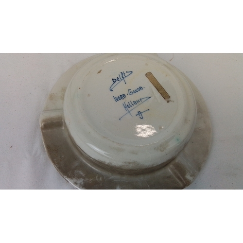 66 - Dutch Delft-style tin-glazed earthenware ashtray, hand-painted in cobalt with RAF motto ‘Per Ardua a... 