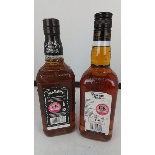 84 - A pair of whisky bottles comprising Jack Daniel’s Old No. 7 Tennessee Whiskey, 70cl, 40% vol., and W... 