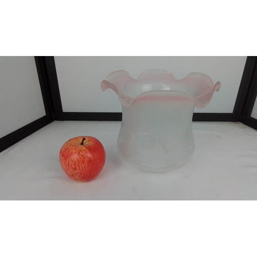 112 - A decorative etched glass oil lamp shade.