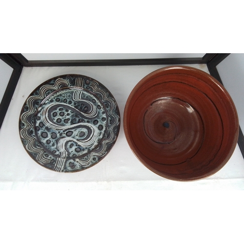 118 - A studio pottery Winchcombe stoneware bowl with iron-red glaze and abstract foliate motifs, together... 