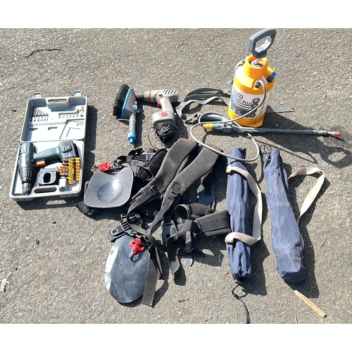26 - An assortmernt of various tools etc,.
