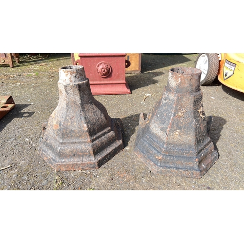 28 - A pair of antique cast iron rain hoppers.