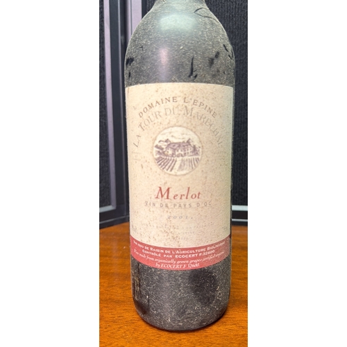25 - A quantity of assorted bottled wines and spirits, including Domaine L’Epine Merlot 2001, Chateau Le ... 