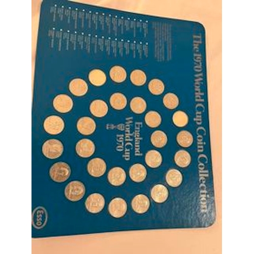 6 - Top Team Collection, 22 Metal pics by ESSO, Slight blemish otherwise vgc + WORLD CUP 1970 Coin colle... 