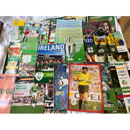 10 - Over 20 Ireland Programmes, Good condition in general.