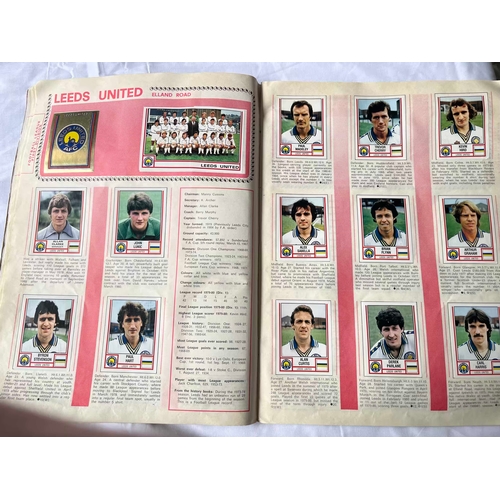 13 - PANINI 82 English league. Complete