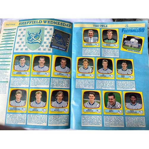 16 - PANINI 88 English league. Complete