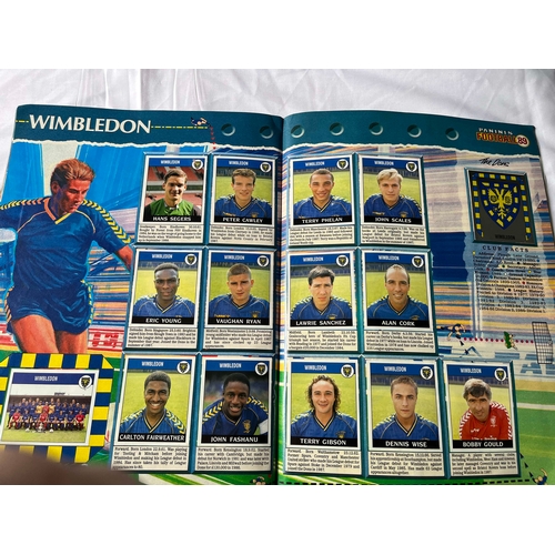 17 - PANINI 89 English league. Complete