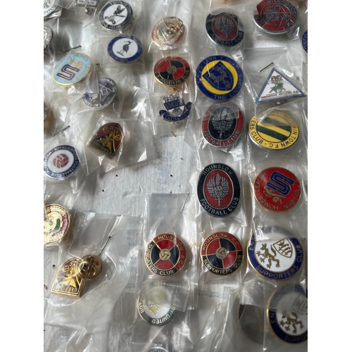 47 - Collection of 60 plus Non League badges. Some duplication. Liversedge, Newport, Gala Fairydean, Beac... 