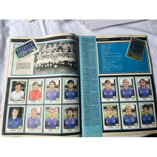 83 - Football 86, Panini complete album, loose cover. Complete