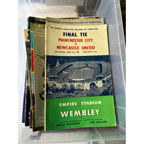 235 - 1951 to 1991 complete set of FA Cup final programmes including replays. Good condition.