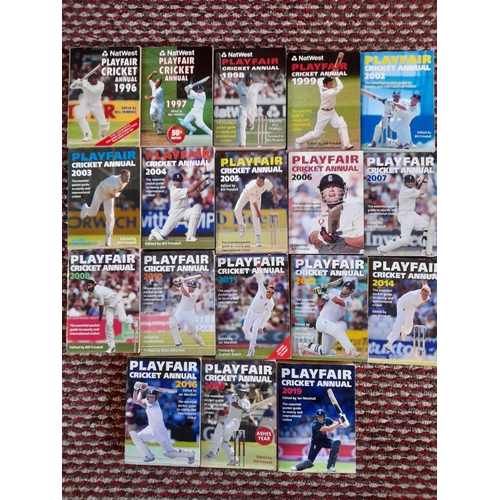 452 - A collection of cricket annuals and books, Playfair Annuals 96,97,98,99, 2002, 03, 04, 05, 06, 07, 0... 