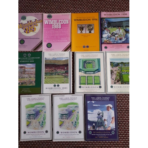 453 - Tennis memorabilia, Mainly Wimbledon programmes of wimbledon Championships, 1985, 88, 94, 96, 2001, ... 