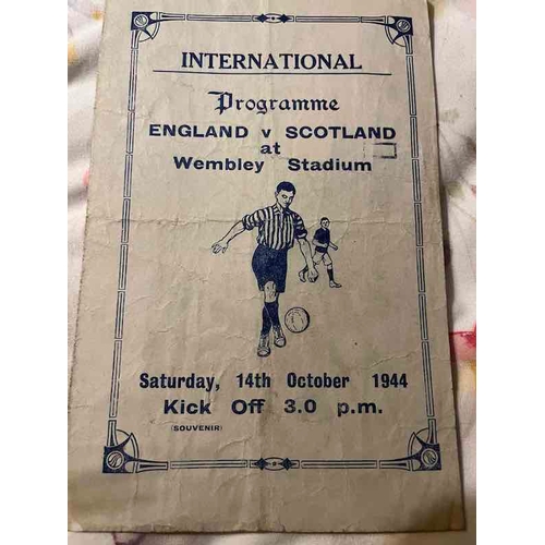 291 - 1944 England v Scotland Pirate programme, Printed by W H Jones of London, creased and scores inside.