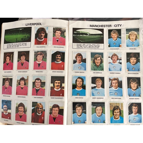 138 - FKS 75/76 Soccer Stars, complete and clean, Order form missing from the back. Back cover is marked.