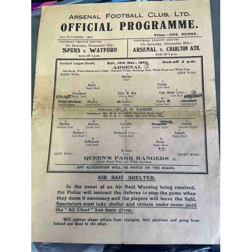 187 - Wartime Football Programme; 14th November 1942 Arsenal v Q.P.R single sheet, programme has team chan... 