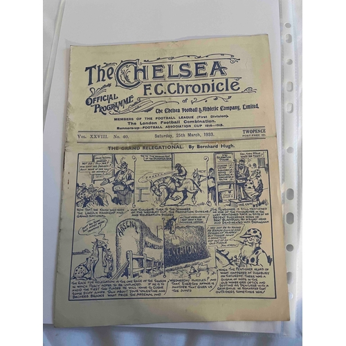 42 - 1932/33 Chelsea v West Bromwich Albion, clean copy but for creasing mark on cover.