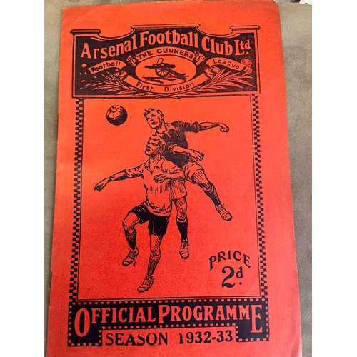 78 - PRE-WAR and 1940's; 1932/3 Arsenal v Huddersfield in excellent condition, 1936/7 Newport v Swindon p... 