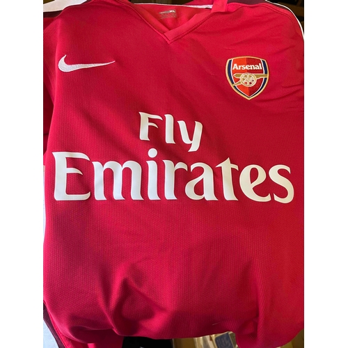 255 - Arsenal Shirt plus 5 Arsenal Scarves a hat in really good condition.