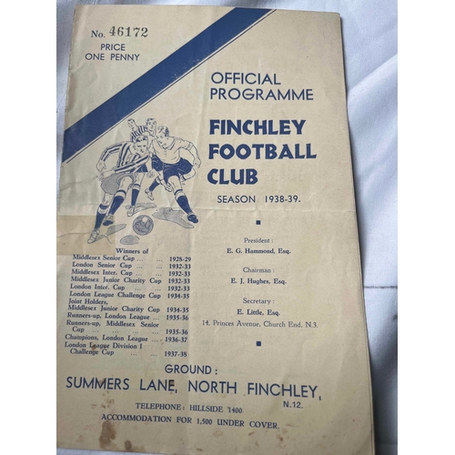 535 - 1938/39 Finchley v Hounslow, Middlesex Senior Cup - 2nd Round. Signs of repair