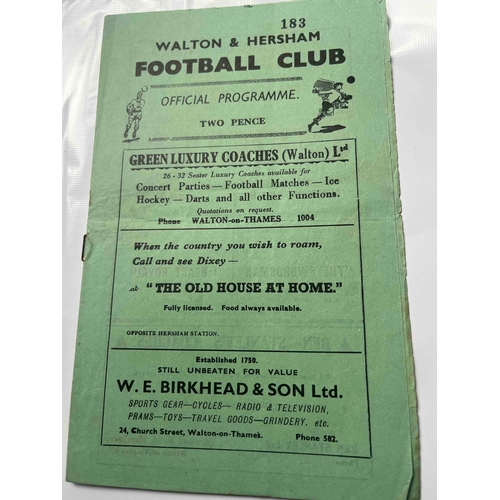 582 - 1947/48 Walton & Hersham v Hounslow Town, Trifold programme, Corinthian League