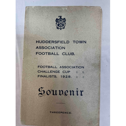 289 - 1927/28 Huddersfield Town v Sheffield United, Repair to spine, creased from top to bottom. Grubby ba... 